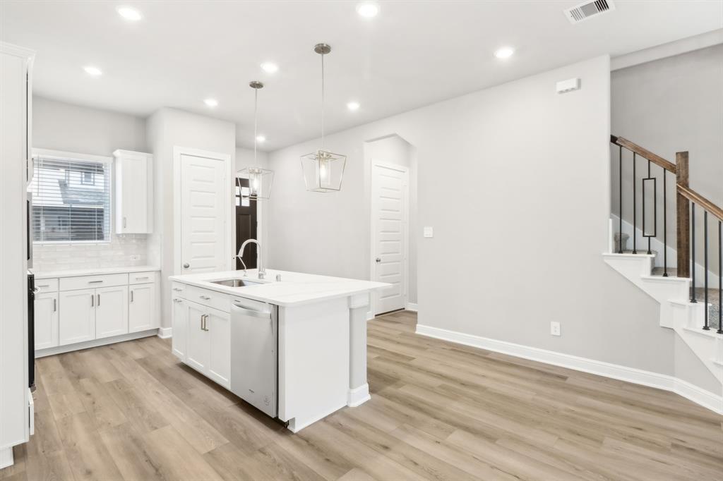 4111 Farm Hollow Street, Houston, Texas image 12