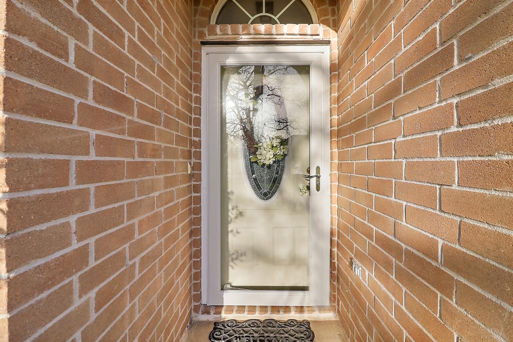 15702 W Astern Drive