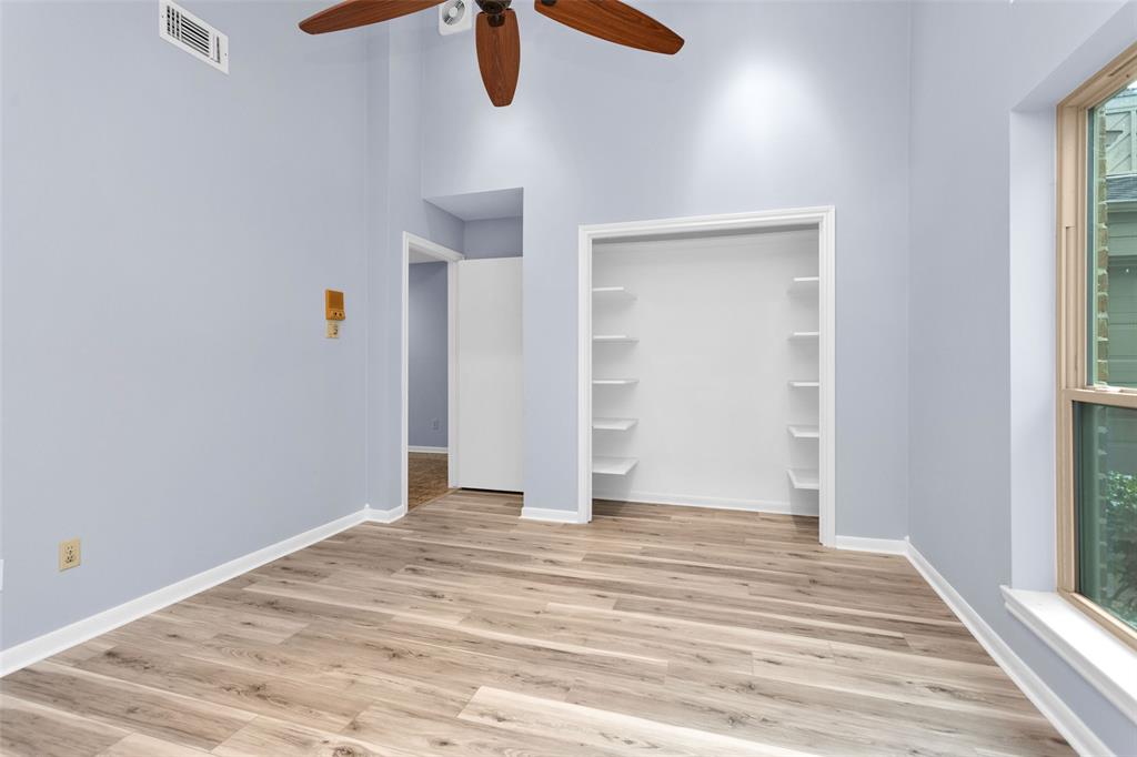 12015 Champion Forest Drive, Houston, Texas image 10