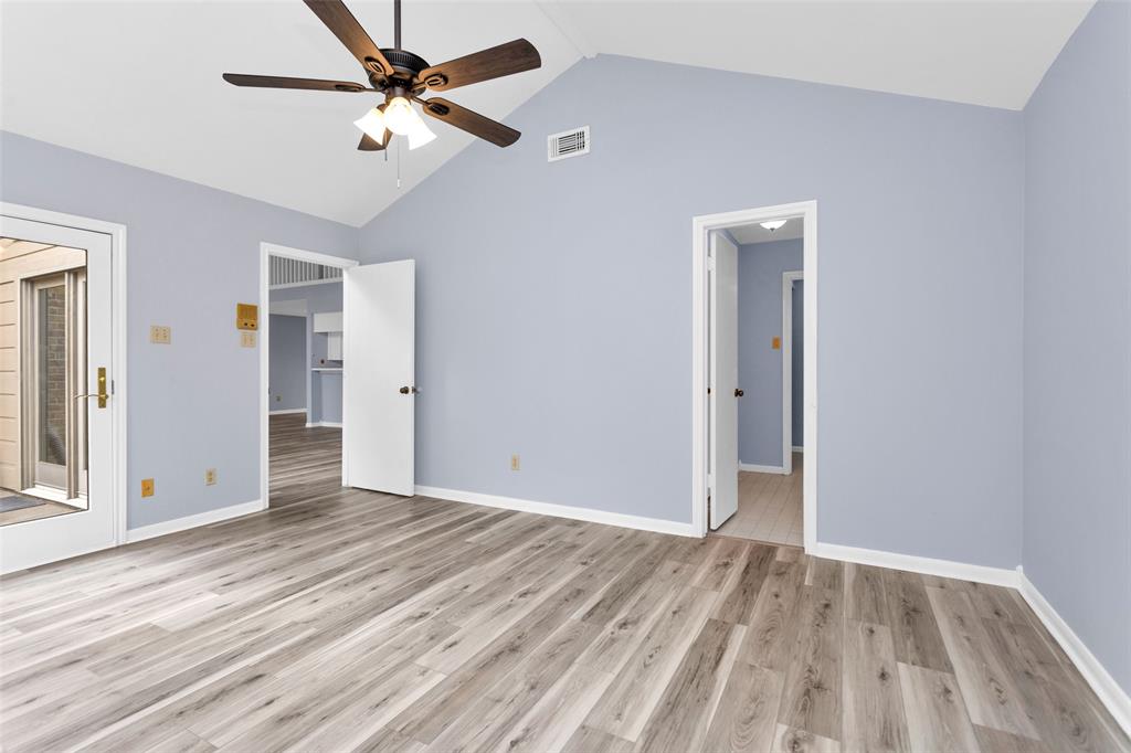 12015 Champion Forest Drive, Houston, Texas image 29