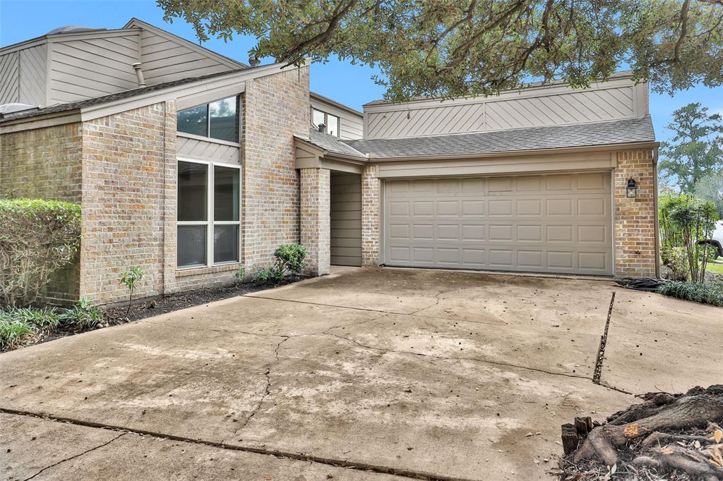 12015 Champion Forest Drive, Houston, Texas image 4