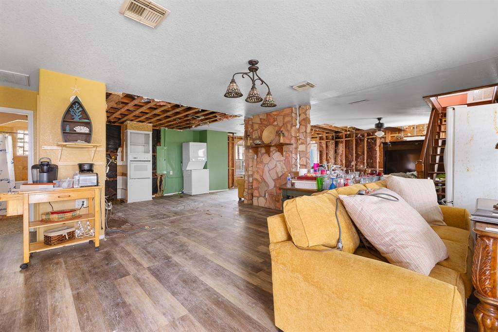 13114 Coronado Drive, Freeport, Texas image 3