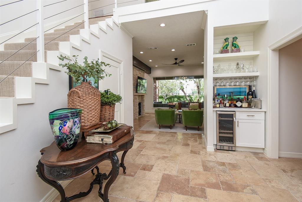 56 Ambleside Crescent Drive