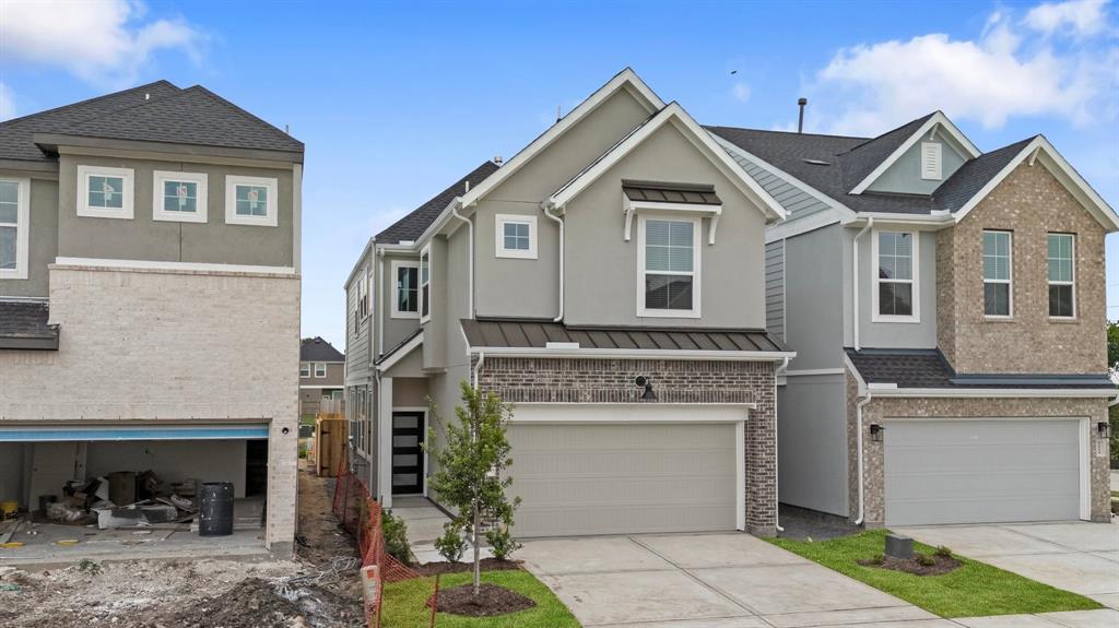 2818 Park Hill Drive Dr, Stafford, Texas image 2