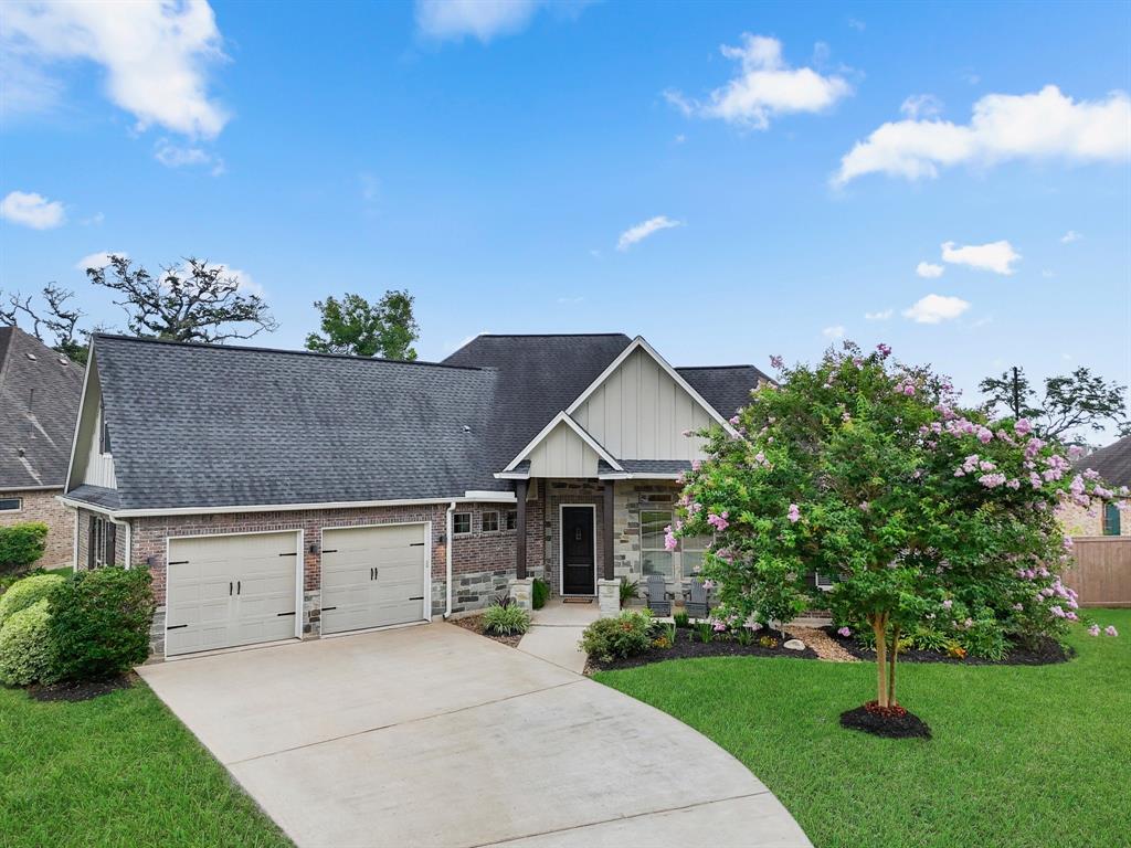 103 Lakeshore Court