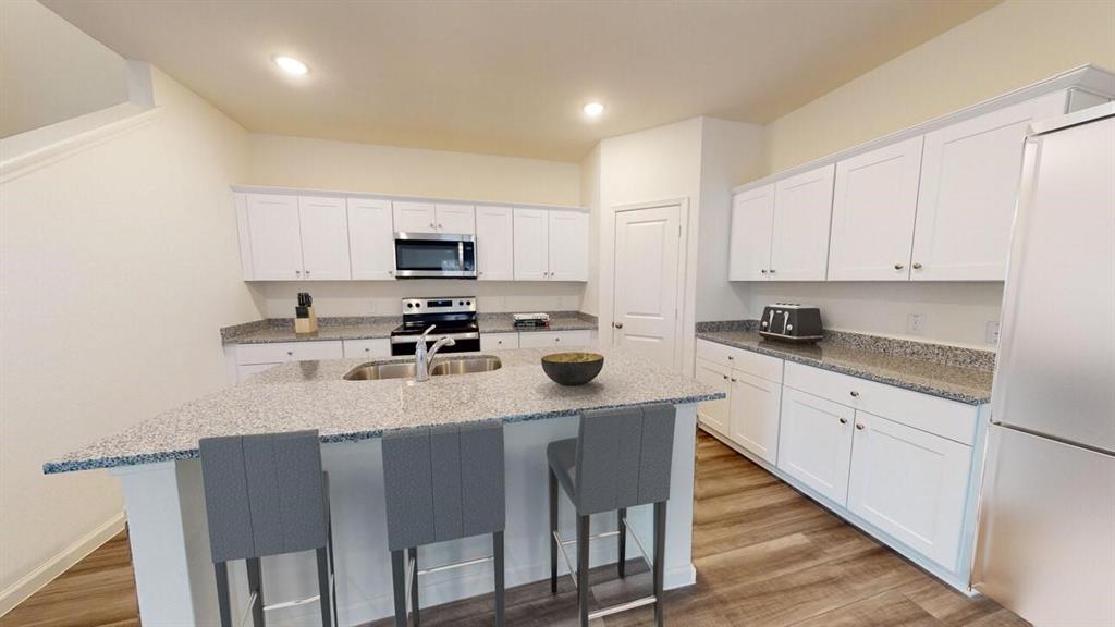 436 Harlow Drive, Montgomery, Texas image 3
