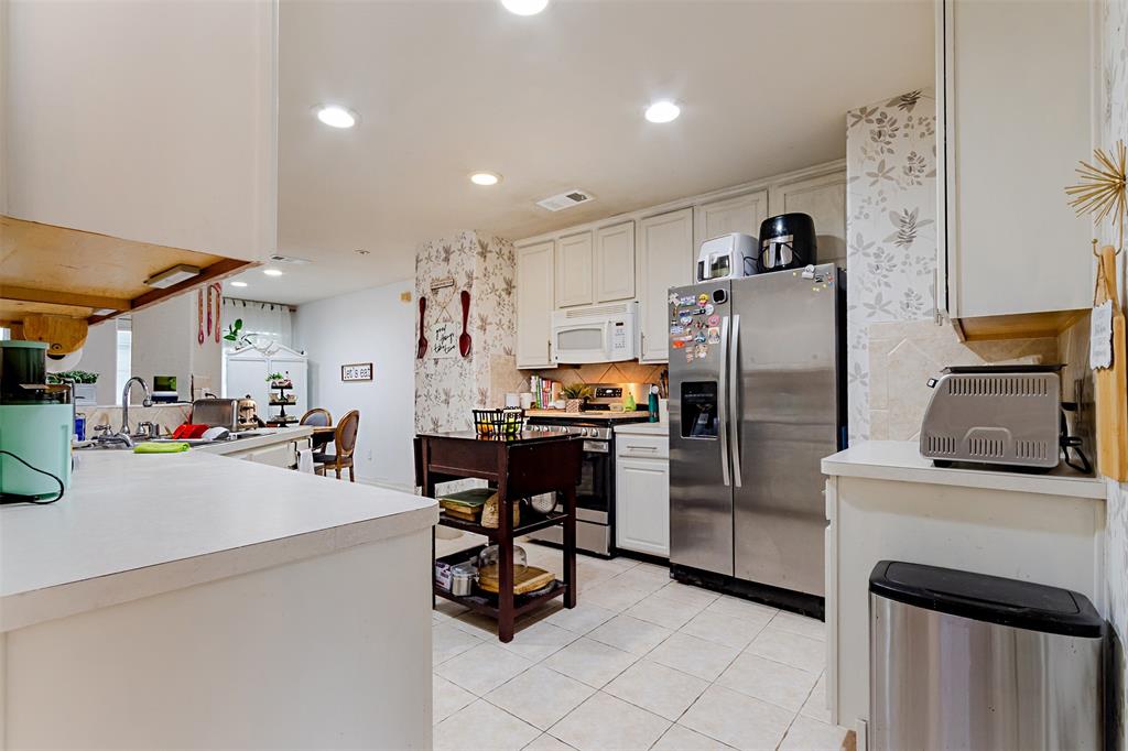 14639 Cypress Cottage Court, Cypress, Texas image 17