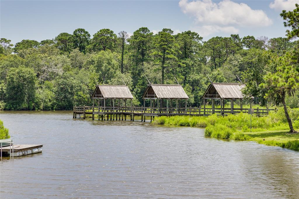 2103 Toyhill Falls Lane, League City, Texas image 11