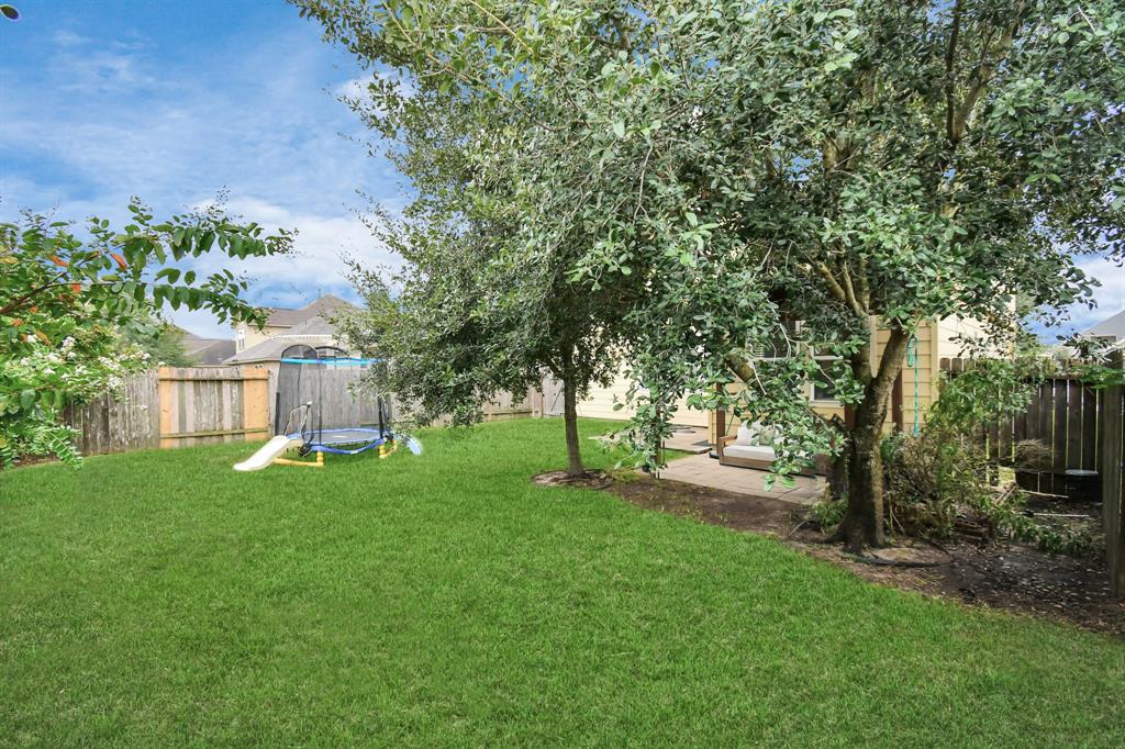 2410 Village Stone Court, Katy, Texas image 37