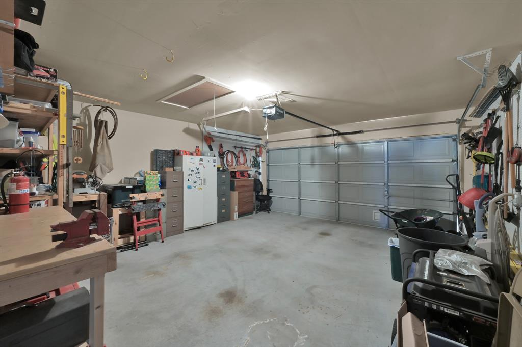 29814 Legends Pass Lane, Spring, Texas image 33