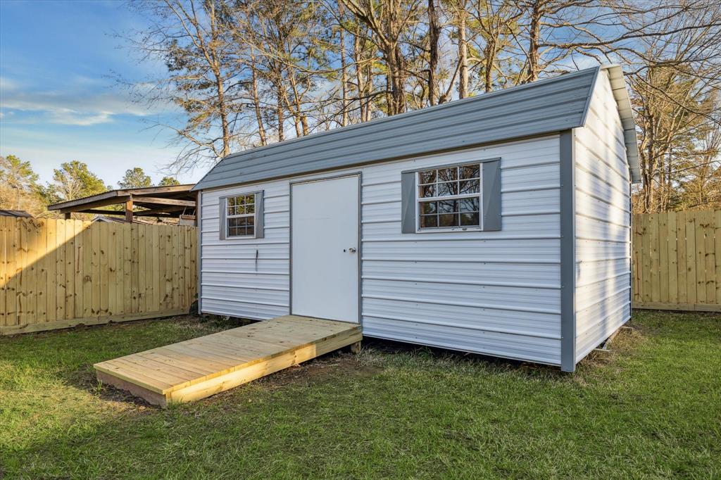 33156 Wedgewood Drive, Magnolia, Texas image 13