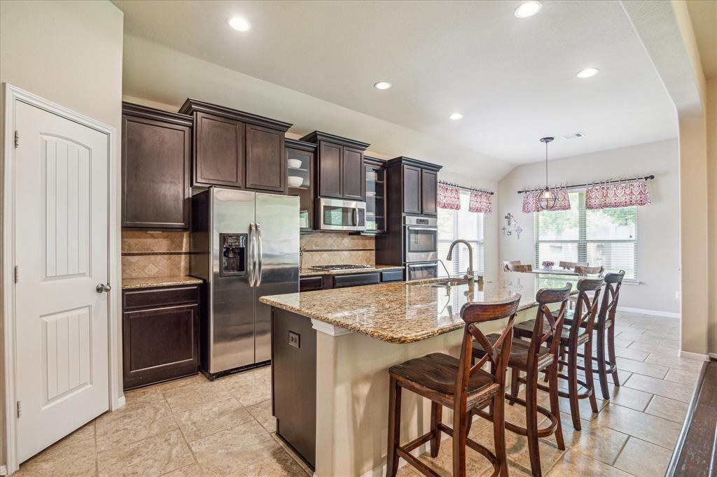 39 Amaifi Drive, Missouri City, Texas image 19