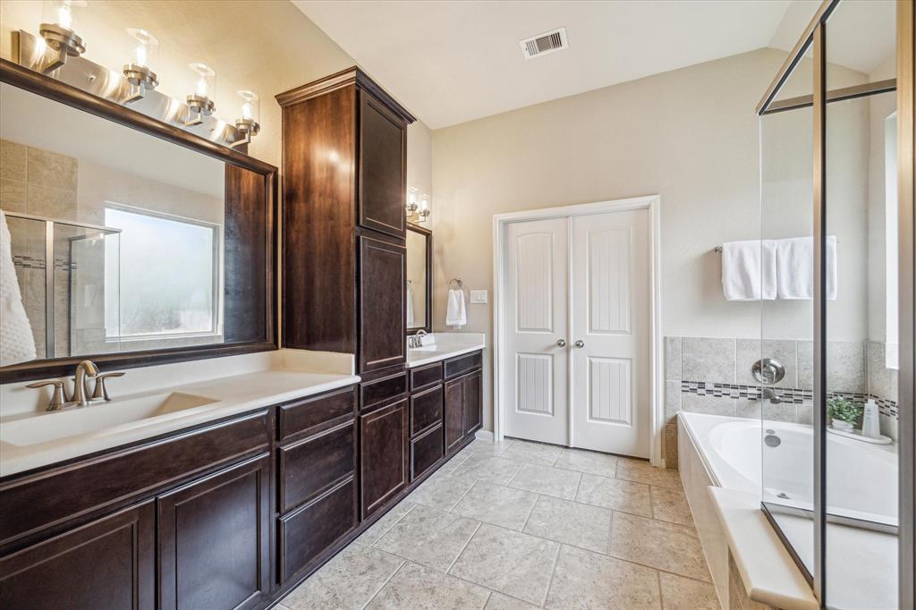 39 Amaifi Drive, Missouri City, Texas image 30
