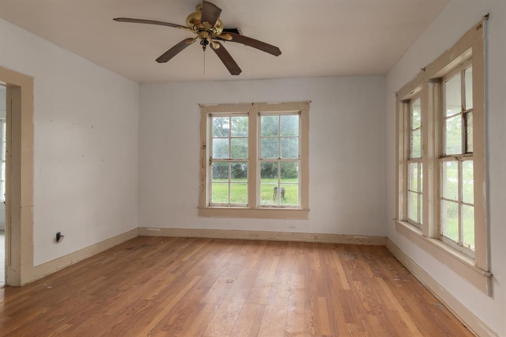 604 E Pine Street, Daisetta, Texas image 8