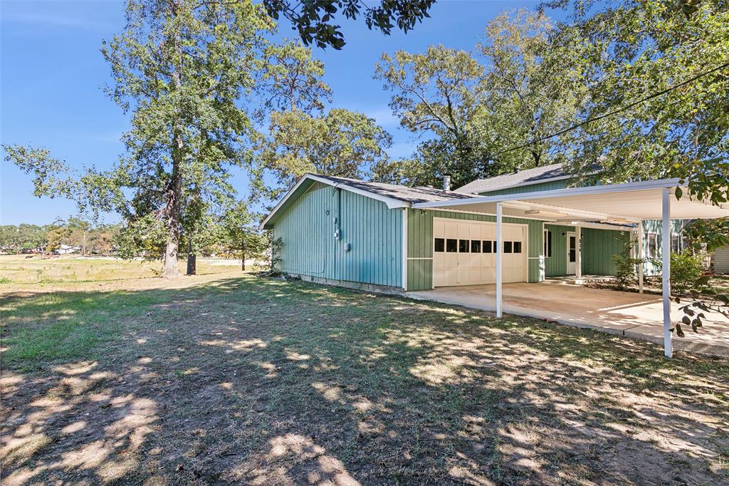 214 Hornbeam Drive, Village Mills, Texas image 2