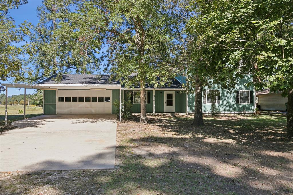 214 Hornbeam Drive, Village Mills, Texas image 1