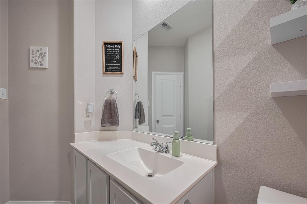 2446 Palisade Crest Drive, Rosharon, Texas image 28