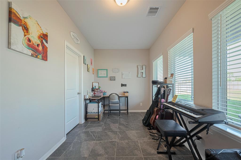 2446 Palisade Crest Drive, Rosharon, Texas image 35