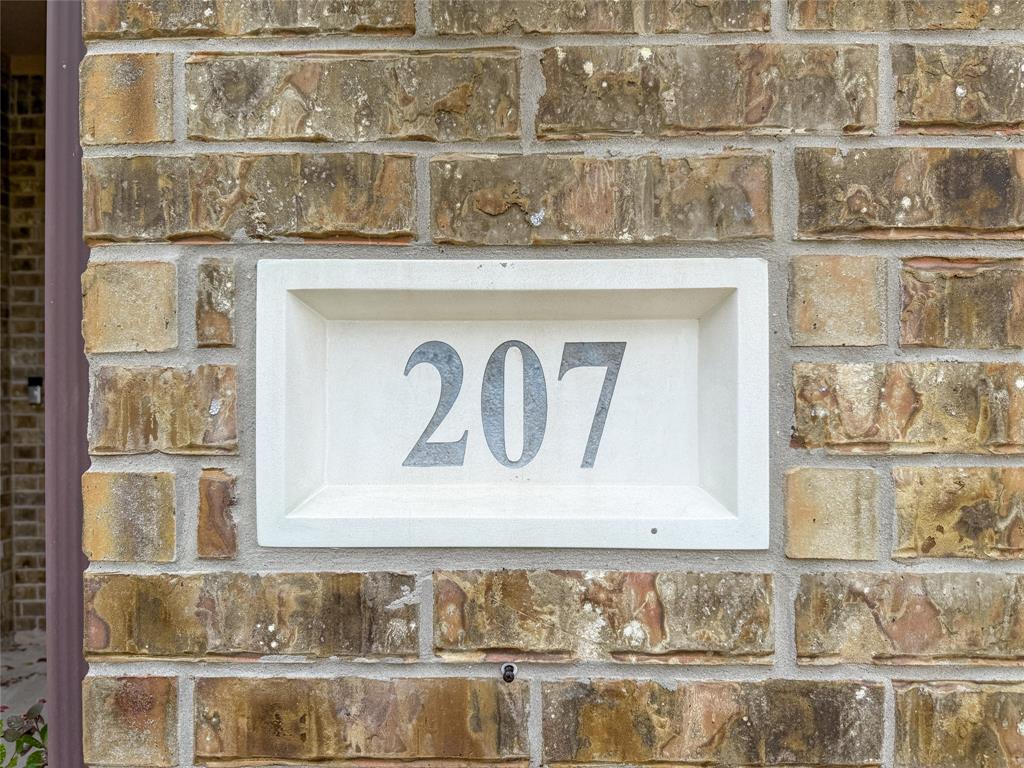 207 Lockridge Hill Lane