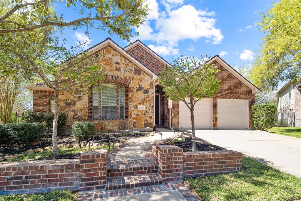 12203 E Laura Shore Court, Cypress, Texas image 1