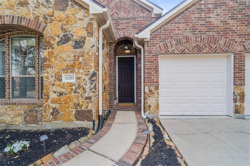 12203 E Laura Shore Court, Cypress, Texas image 3