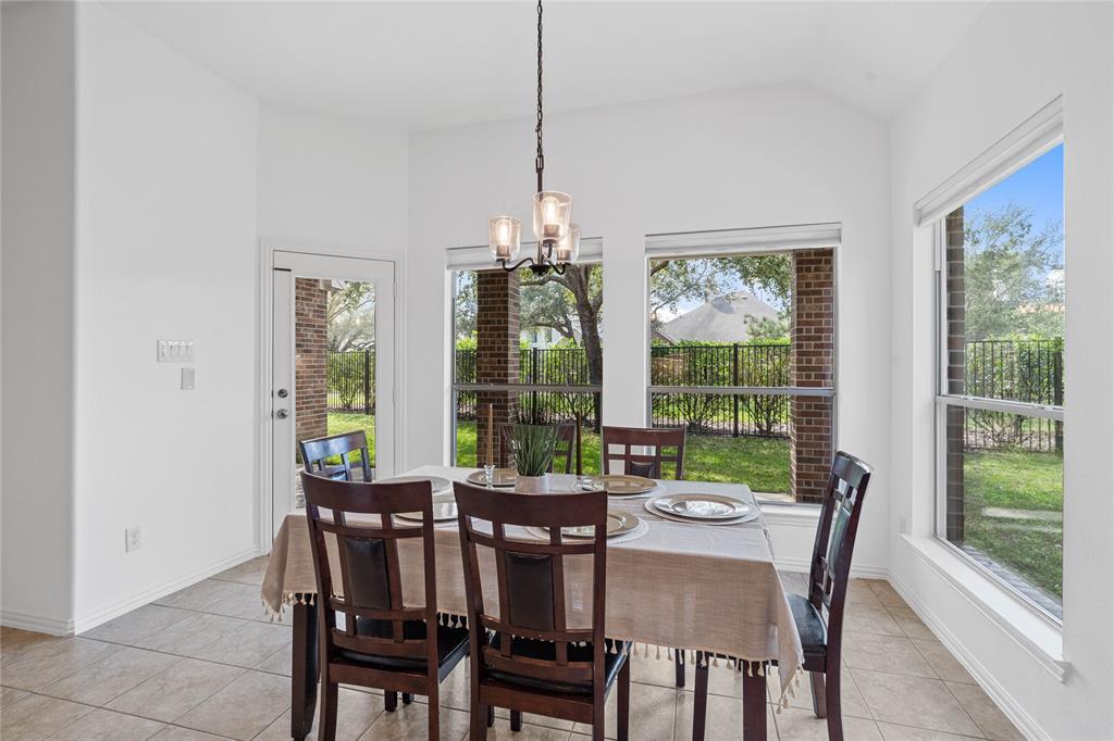 12203 E Laura Shore Court, Cypress, Texas image 19