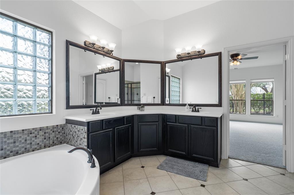 12203 E Laura Shore Court, Cypress, Texas image 26