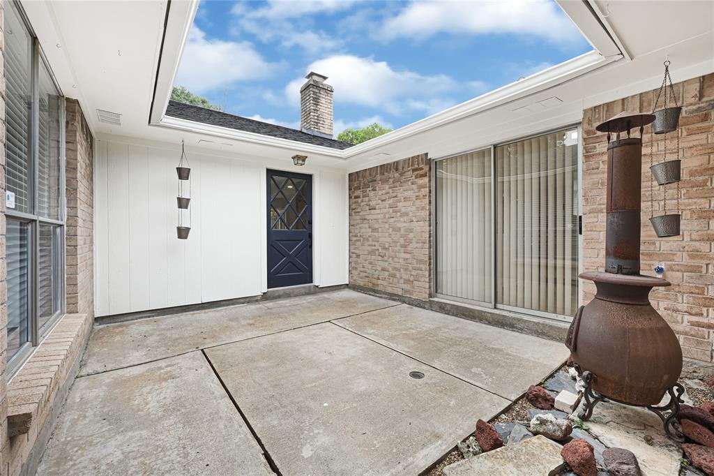 711 Charidges Drive