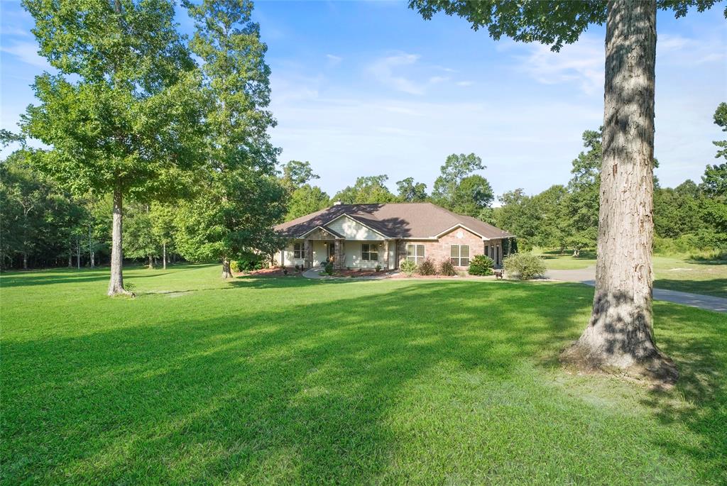 274 Robinson Tract, Livingston, Texas image 2