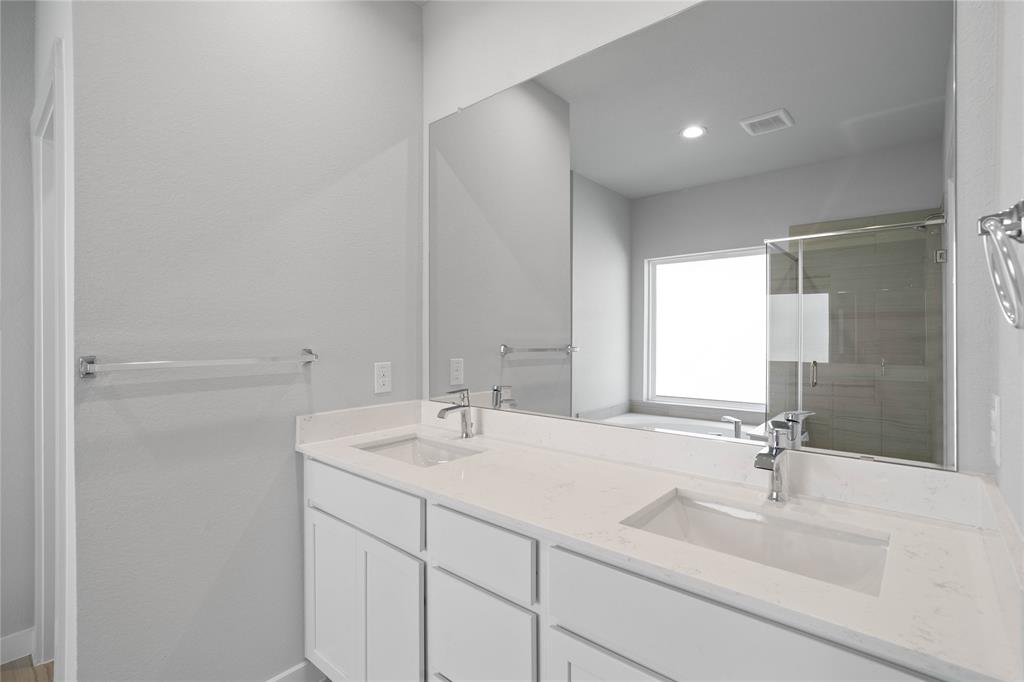 1911 Scarlet Yaupon Way, Conroe, Texas image 10