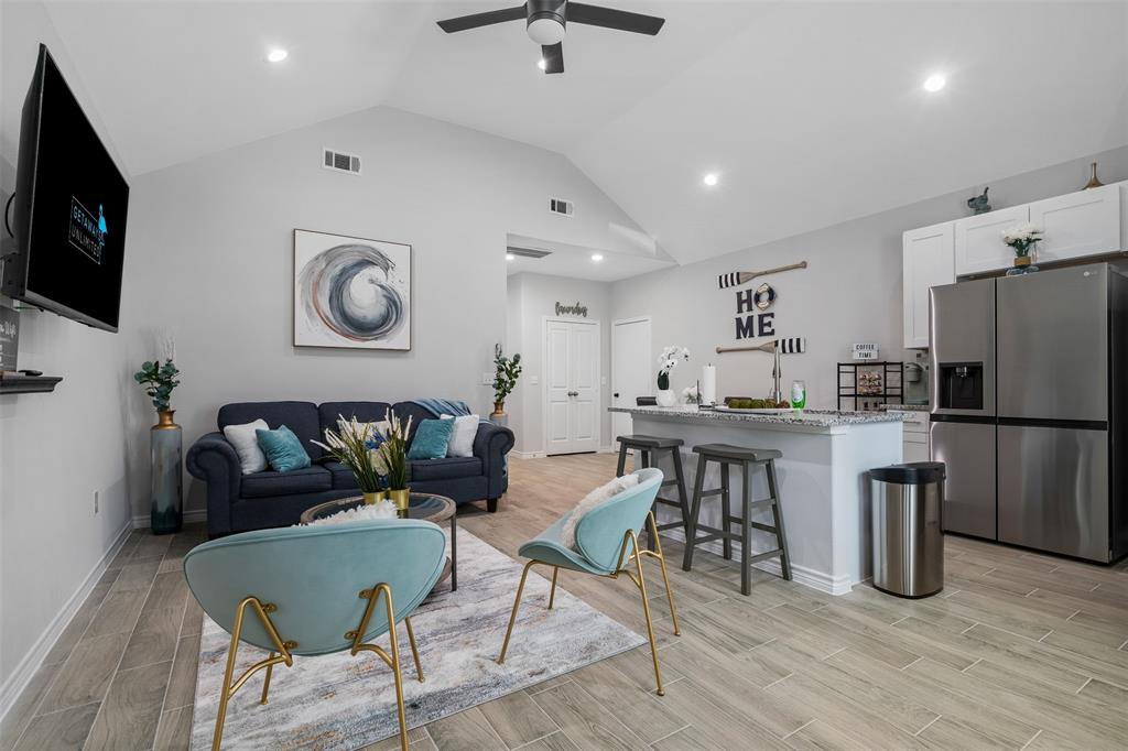 16858 W Alderson