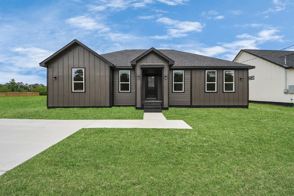 1029 Gazing Pine Street, Huffman, Texas image 1