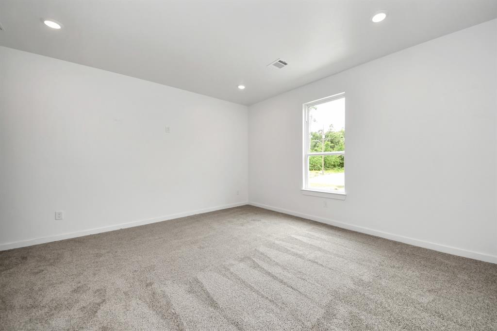 1029 Gazing Pine Street, Huffman, Texas image 31