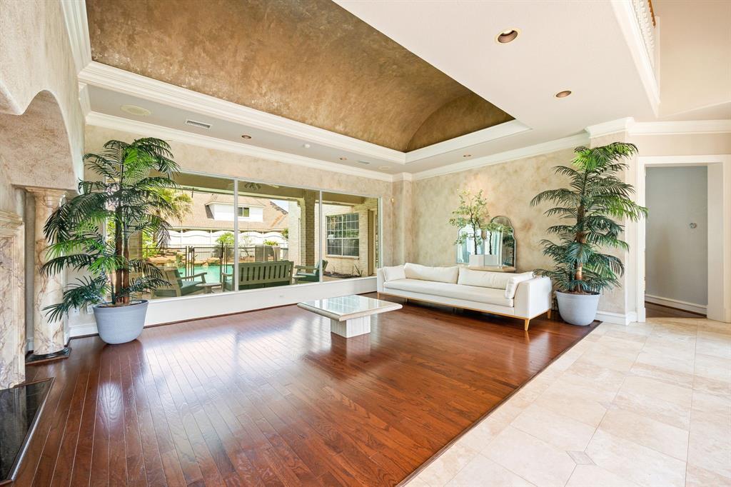 13602 Copeland Oaks Boulevard, Cypress, Texas image 6