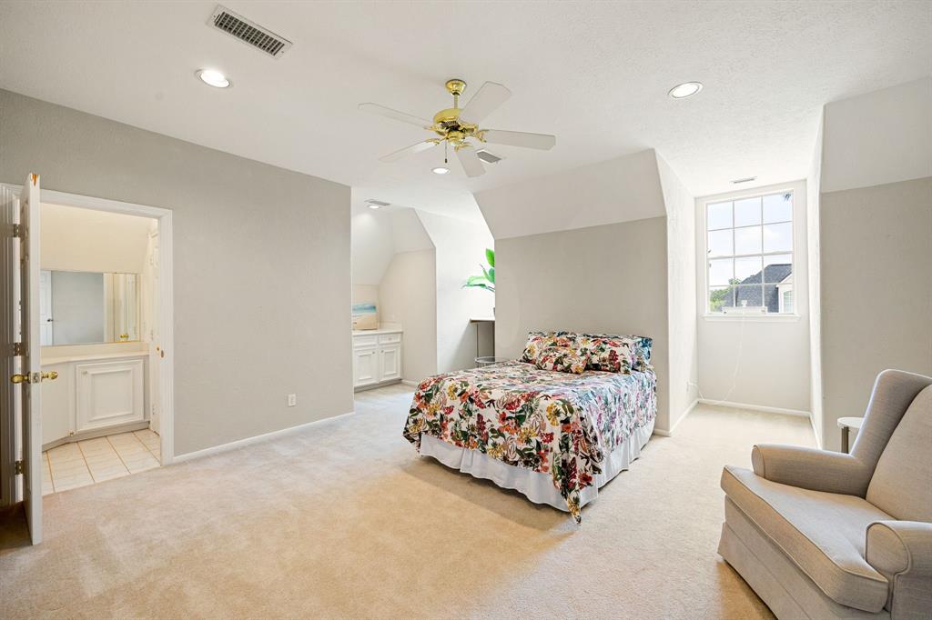 13602 Copeland Oaks Boulevard, Cypress, Texas image 30