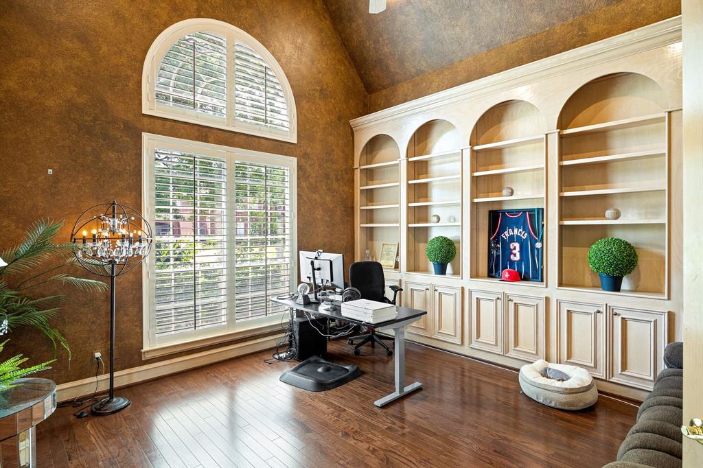13602 Copeland Oaks Boulevard, Cypress, Texas image 8