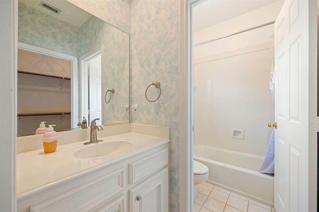 13602 Copeland Oaks Boulevard, Cypress, Texas image 32