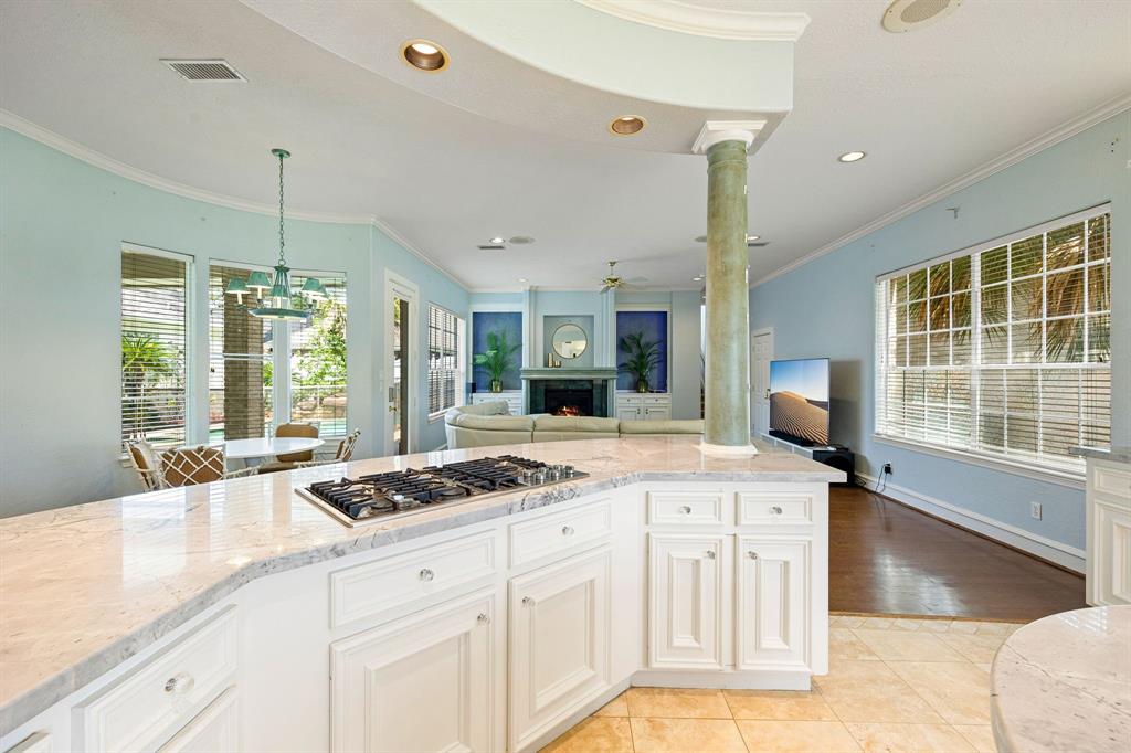 13602 Copeland Oaks Boulevard, Cypress, Texas image 16