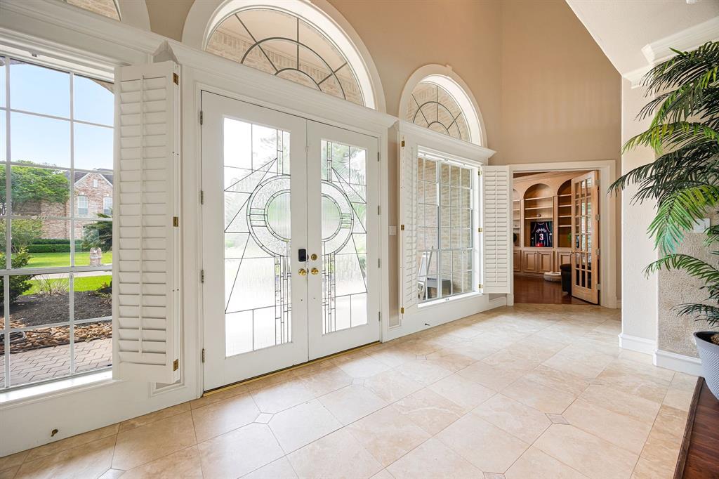 13602 Copeland Oaks Boulevard, Cypress, Texas image 5