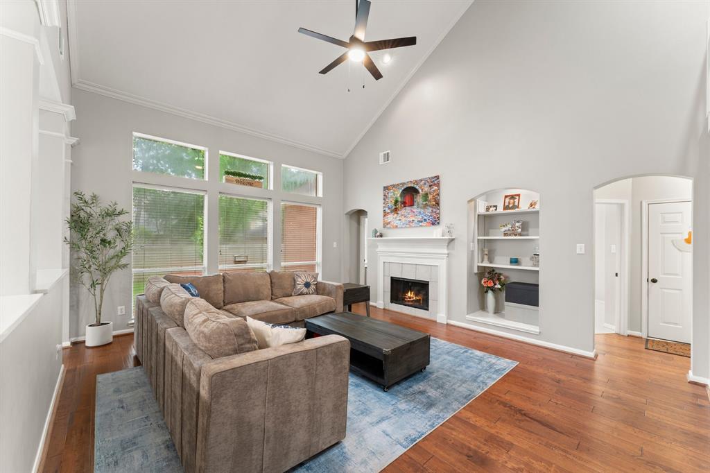 22 S Peaceful Canyon Circle, The Woodlands, Texas image 18