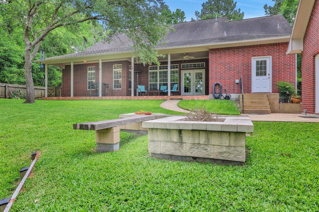 69 Lake Oaks Circle, Coldspring, Texas image 12