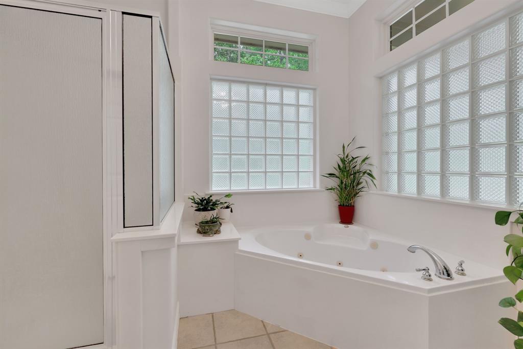 69 Lake Oaks Circle, Coldspring, Texas image 34