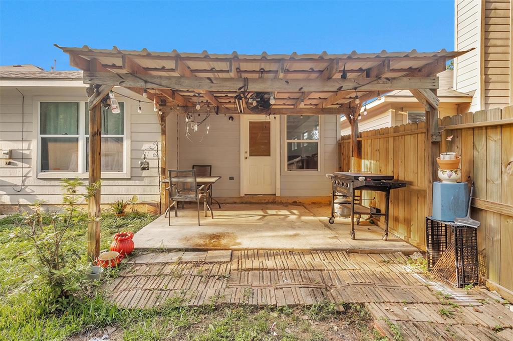 5019 Deerpath Drive, Conroe, Texas image 36