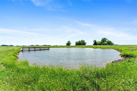 A home in Hallettsville