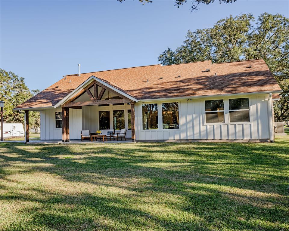 99 Pin Oak Circle, Van Vleck, Texas image 34