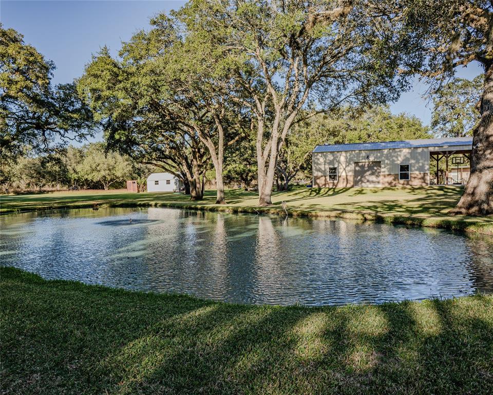 99 Pin Oak Circle, Van Vleck, Texas image 36