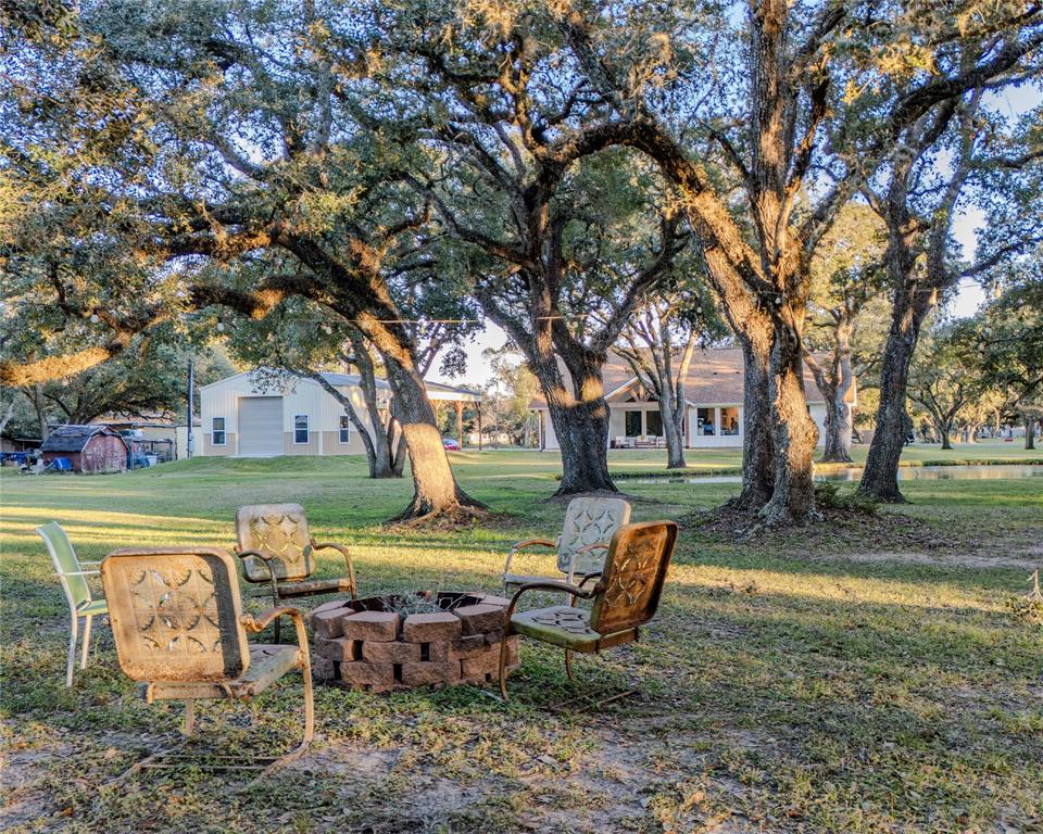 99 Pin Oak Circle, Van Vleck, Texas image 38