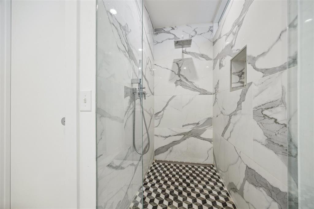 2809 Crawford Street, Houston, Texas image 13