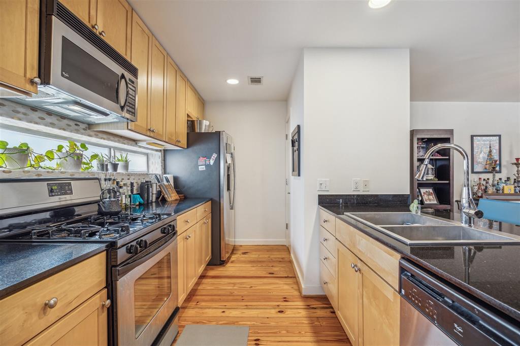 2809 Crawford Street, Houston, Texas image 8