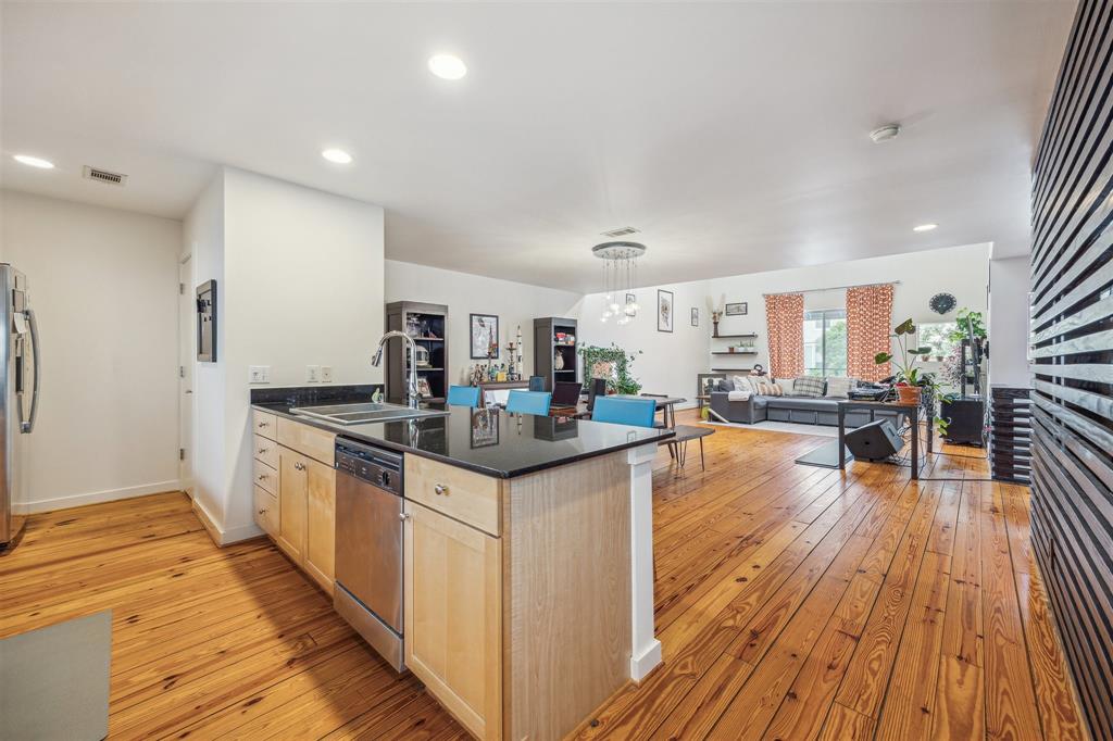 2809 Crawford Street, Houston, Texas image 9